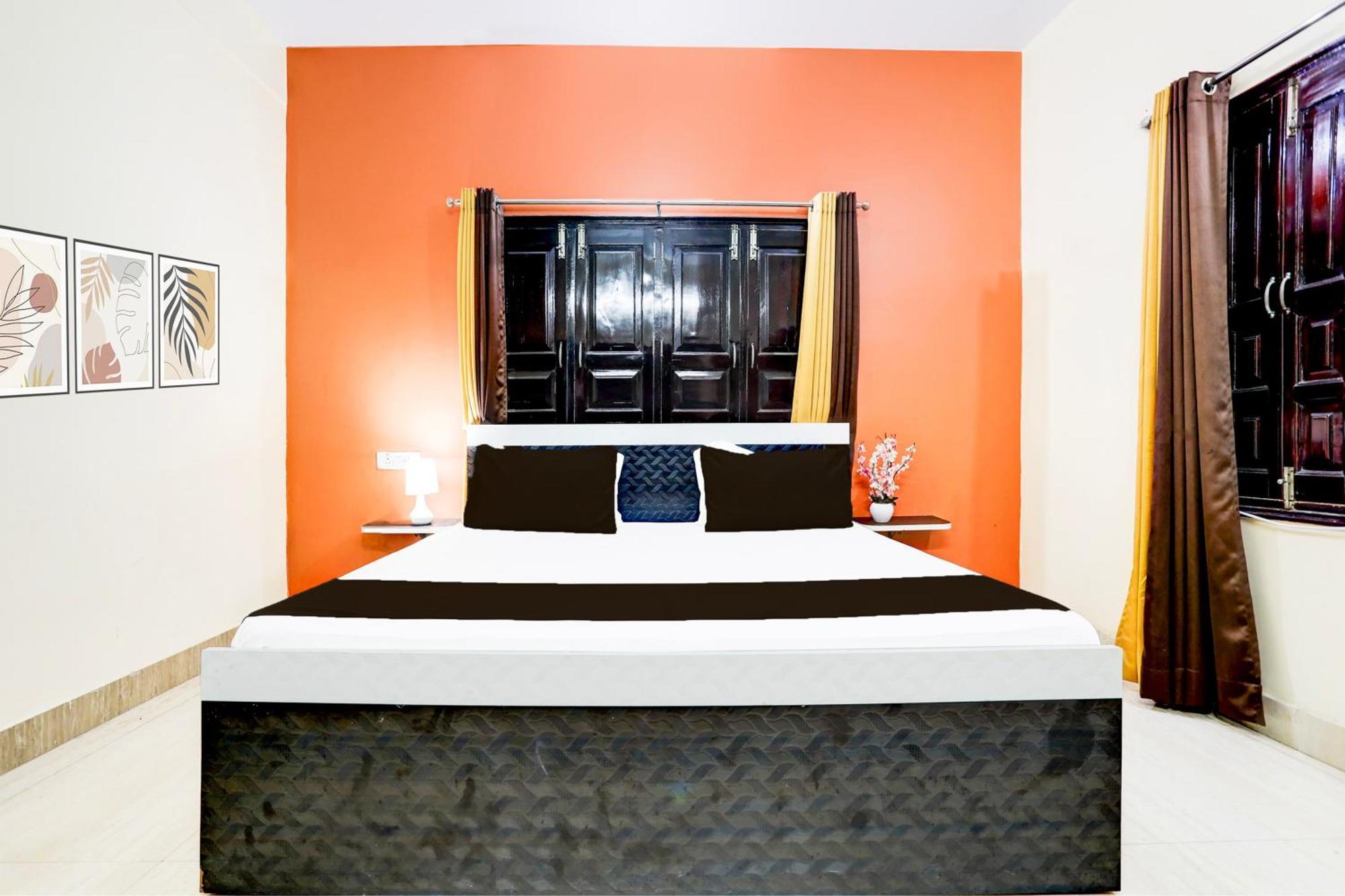 Hotel O R B Palace Varanasi Luaran gambar