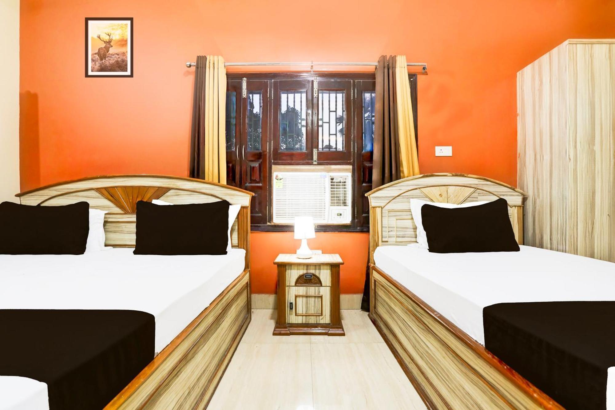 Hotel O R B Palace Varanasi Luaran gambar